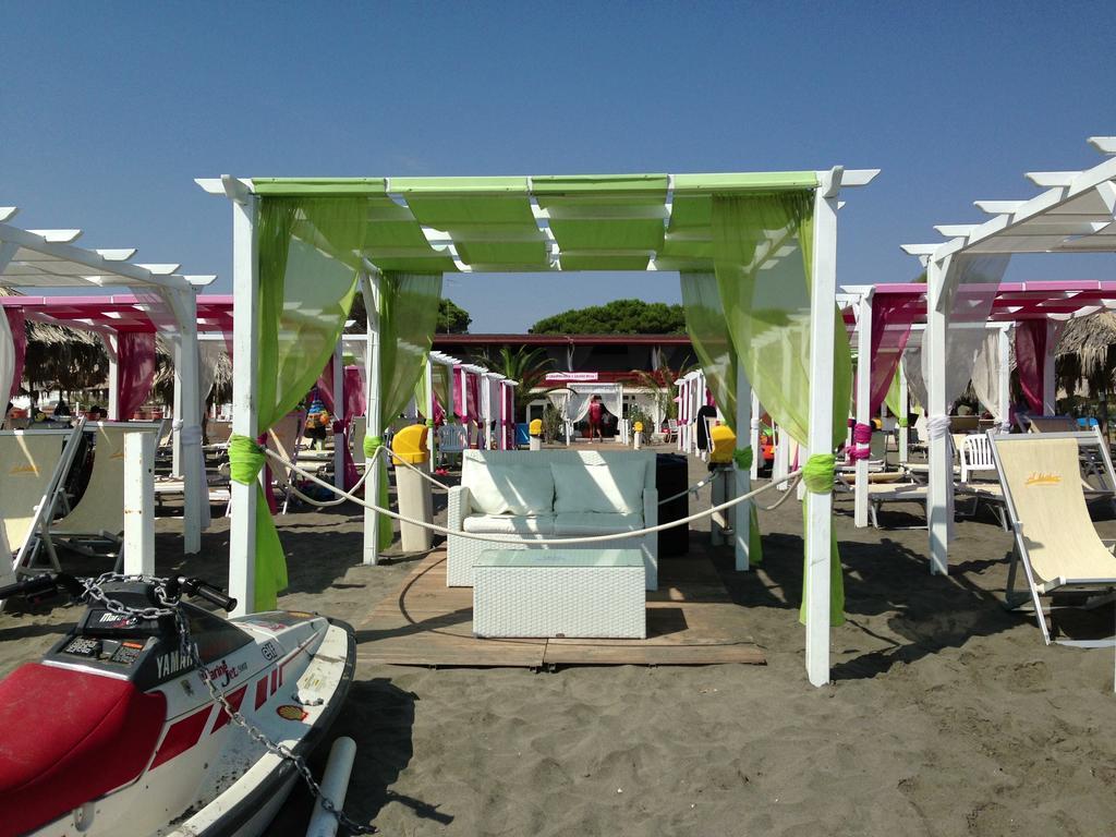 Beach Club Ippocampo Exterior photo
